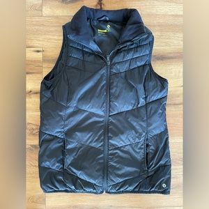 Woman’s Black Puffer Vest - Med